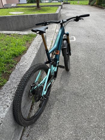Used Orbea RISE M-TEAM 20mph 2021 2021 Mountainbike, Green, 29 — image 5 of 7