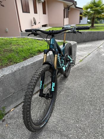 Used Orbea RISE M-TEAM 20mph 2021 2021 Mountainbike, Green, 29 — image 4 of 7