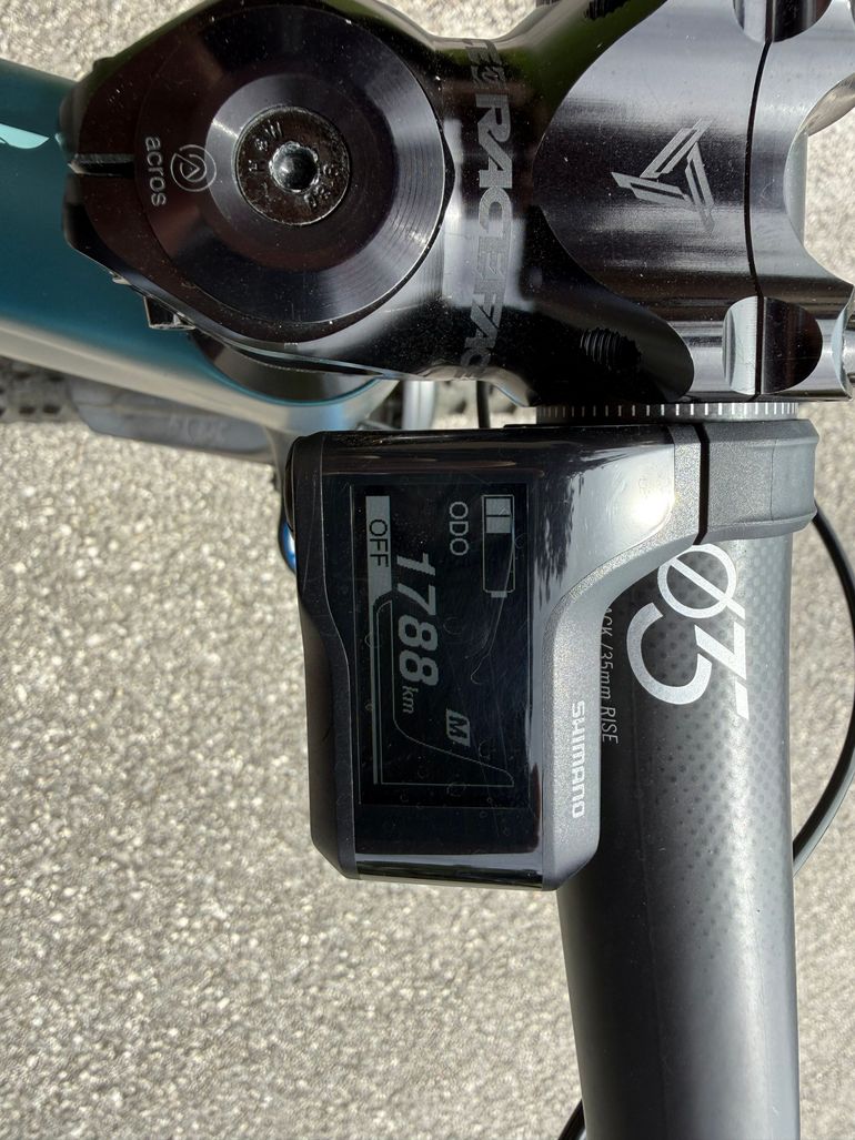 Used Orbea RISE M-TEAM 20mph 2021 2021 Mountainbike, Green, 29 — image 2 of 7
