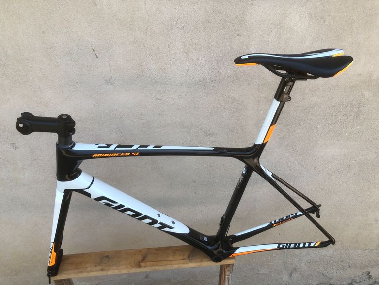 Käytetty Giant TCR Advanced SL 2-KOM 2018 Frameset 2018 Road & Gravel — kuva 5 / 10