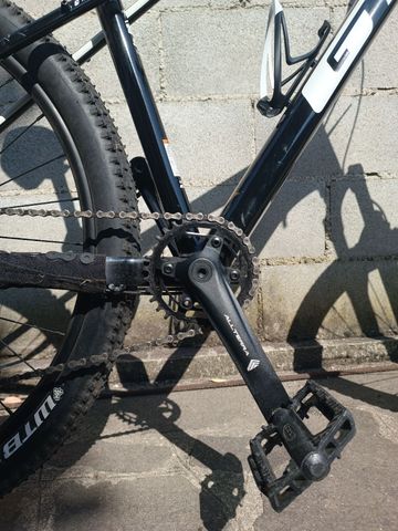 Gebrauchtes GT Avalanche Comp 2022 2022 Mountainbike, Schwarz, 27.5 — Bild 9 von 10