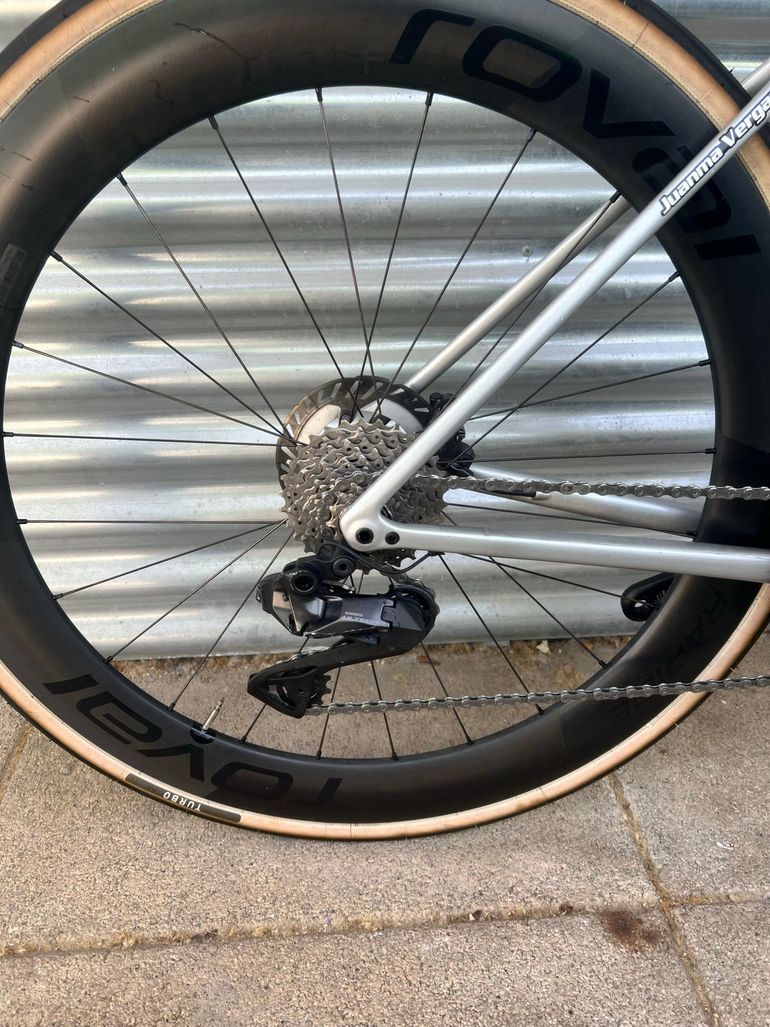 Used Specialized Tarmac SL8 Pro - Ultegra Di2 2025 2025 Road & Gravel, Light Gray — image 3 of 4