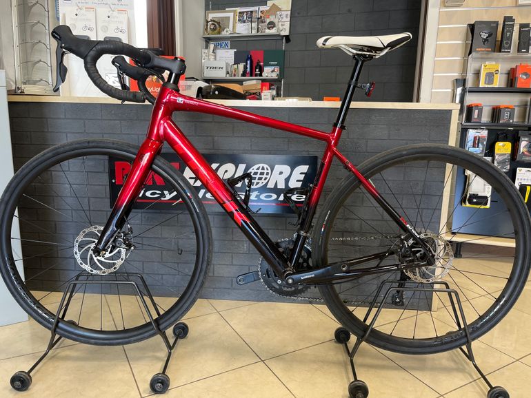 Used Trek Domane AL 2 Gen 4 2026 2026 Road & Gravel, Red — image 2 of 5