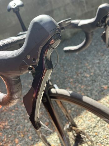 Použité Basso Venta Disc Shimano 105 7020 Disc 2023 2023 Road & Gravel — obrázek 9 z 15