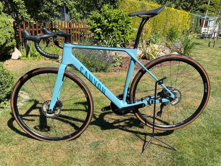 Gebrauchtes Canyon Endurace CF SLX 7 Di2 2024 2024 Road & Gravel, Blau — Bild 4 von 14