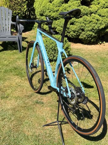Gebrauchtes Canyon Endurace CF SLX 7 Di2 2024 2024 Road & Gravel, Blau — Bild 3 von 14