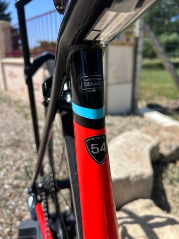 Käytetty Specialized Venge Expert Ultegra 2014 2014 Road & Gravel — kuva 2 / 2
