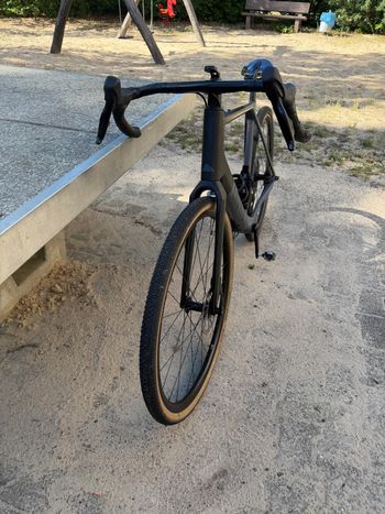 Used Canyon Grail CF SLX 8 ATR 2025 2025 Road & Gravel, Black — image 9 of 11