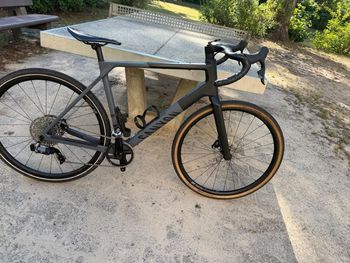 Used Canyon Grail CF SLX 8 ATR 2025 2025 Road & Gravel, Black — image 6 of 11