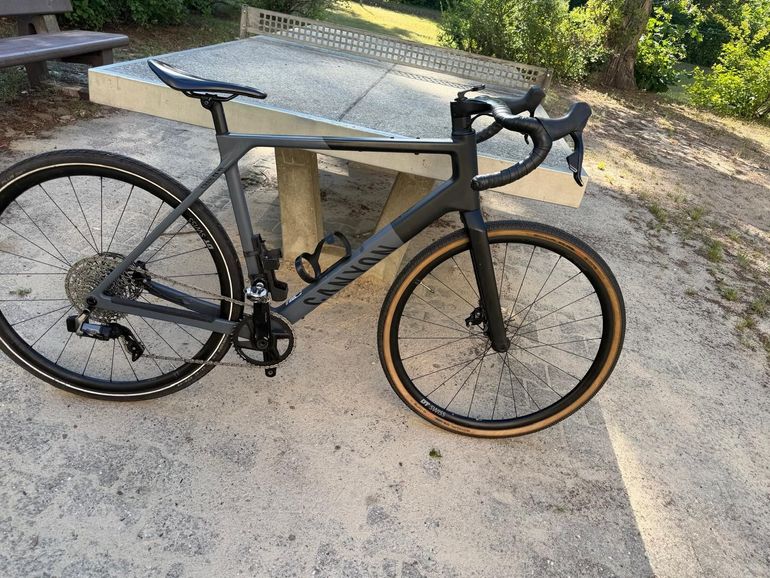 Used Canyon Grail CF SLX 8 ATR 2025 2025 Road & Gravel, Black — image 6 of 11