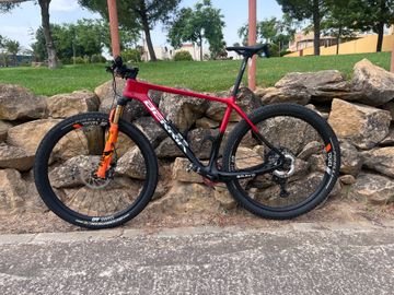 Used Berria BRAVO 5 2023 2023 Mountainbike, Red — image 2 of 9
