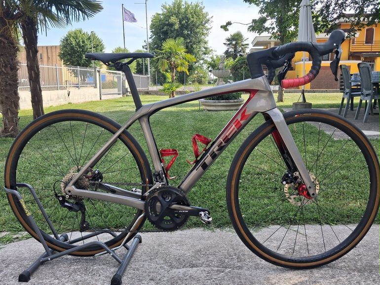 Used Trek Domane SL 5 Gen 3 2023 2023 Road & Gravel, Black — image 1 of 11