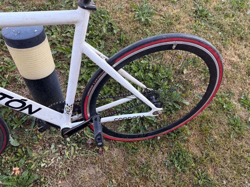 Used Aventon Vélo Route Pingnon Fixe 2022 Road & Gravel