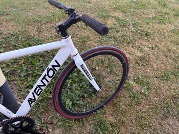 Brugt Aventon Vélo Route Pingnon Fixe 2022 Road & Gravel — billede 4 af 5