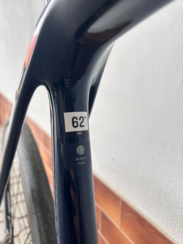 Used Trek Émonda SL 5 2024 2024 Road & Gravel, Blue — image 4 of 13