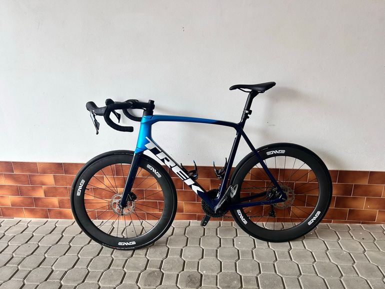 Used Trek Émonda SL 5 2024 2024 Road & Gravel, Blue — image 9 of 13