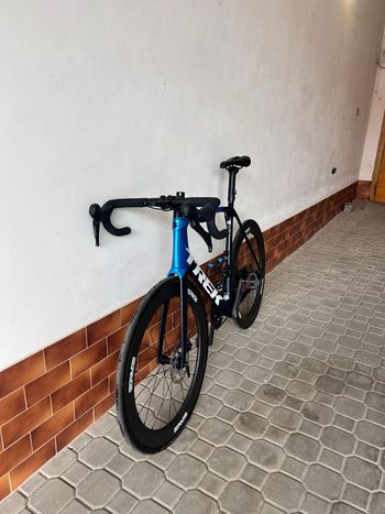 Used Trek Émonda SL 5 2024 2024 Road & Gravel, Blue — image 13 of 13