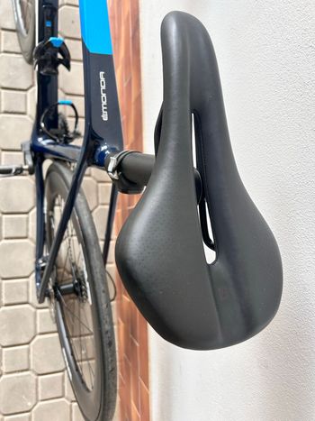 Used Trek Émonda SL 5 2024 2024 Road & Gravel, Blue — image 6 of 13