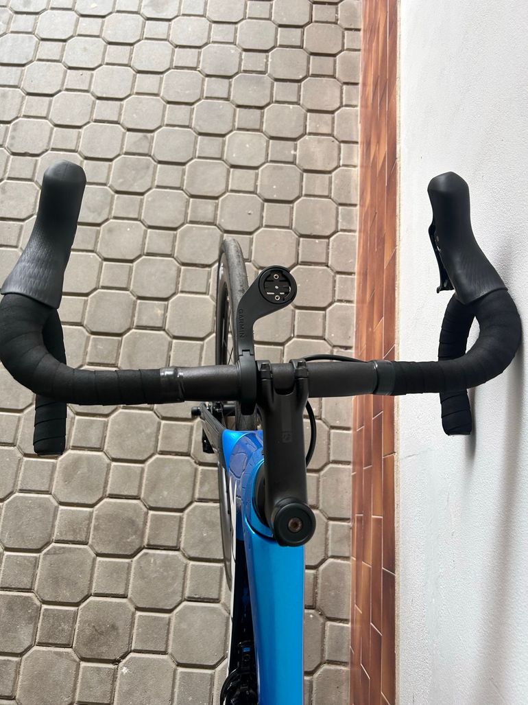 Used Trek Émonda SL 5 2024 2024 Road & Gravel, Blue — image 7 of 13