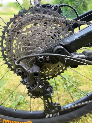 Gebrauchtes Canyon Spectral CF 8.0 2020 2020 Mountainbike, Schwarz, 27.5 — Bild 3 von 8