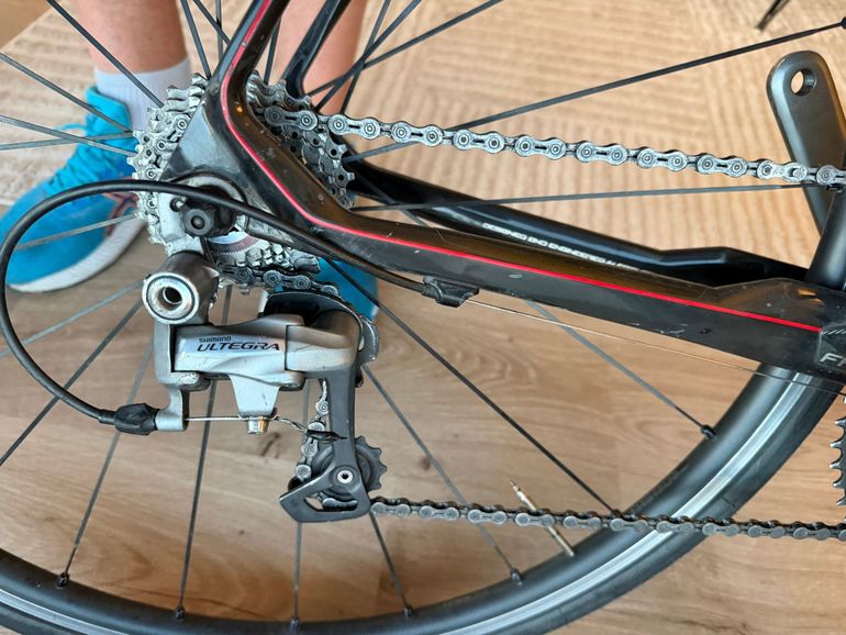 Used B’TWIN Custom Shimano Ultegra 2010 Road & Gravel, White — image 2 of 9