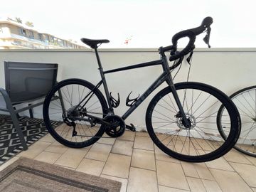 Used CUBE ATTAIN SL 2022 2022 Road & Gravel, Light Gray — image 1 of 11