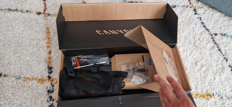 Tweedehands Canyon Aeroad CF SLX 8.0 2018 2018 Road & Gravel — afbeelding 11 van 12