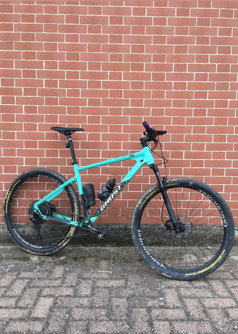 Used Ghost KATO PRO 2025 2025 Mountainbike, Green, 29 — image 1 of 5