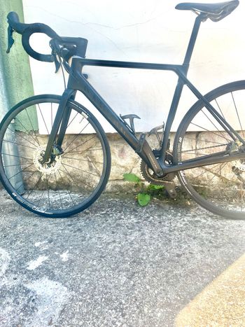 Gebrauchtes Canyon Endurace WMN CF SL Disc 8.0 Di2 2018 2018 Road & Gravel, Schwarz — Bild 2 von 6