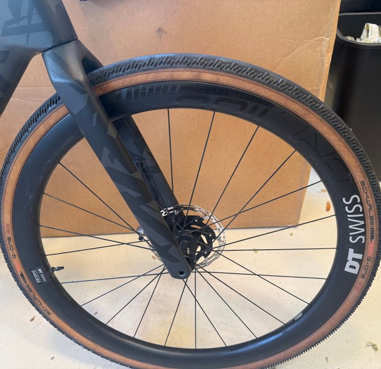 Used Canyon Grail CFR LTD 2024 2024 Road & Gravel, Black — image 8 of 9