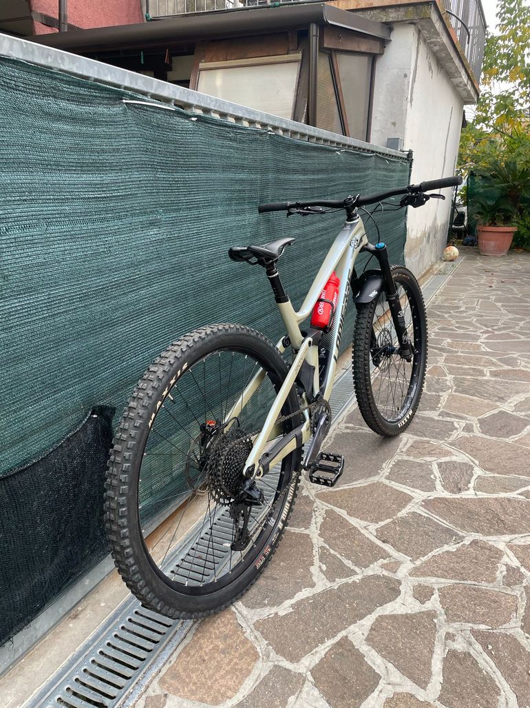 Used Lapierre Zesty AM CF 6.9 2021 2021 Mountainbike, White, 29 — image 6 of 6