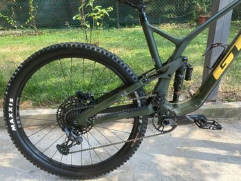 Used GT Force Carbon Pro 2022 2022 Mountainbike, Green, 29 — image 6 of 6