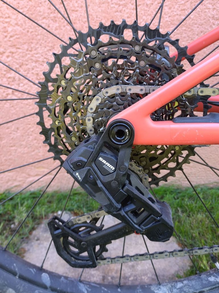 Used Specialized Epic 8 Comp 2026 2026 Mountainbike, Orange, 29 — image 2 of 5