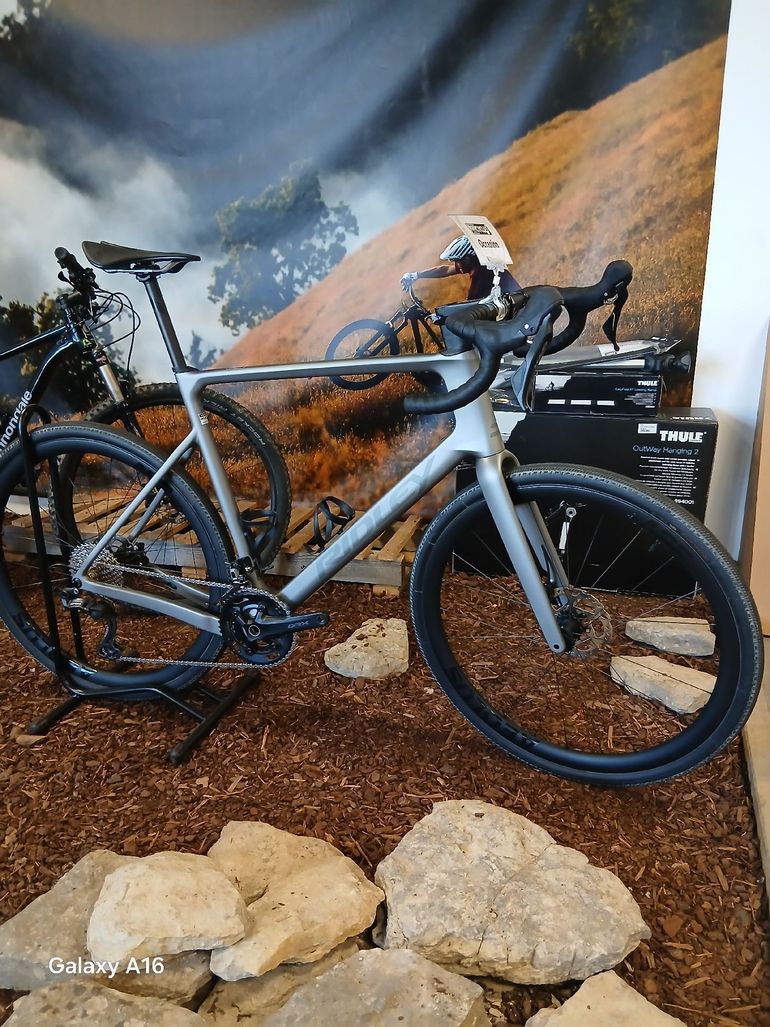 Used Ridley Astr - Shimano GRX600 2x12sp 2024 2024 Road & Gravel, Light Gray — image 1 of 3
