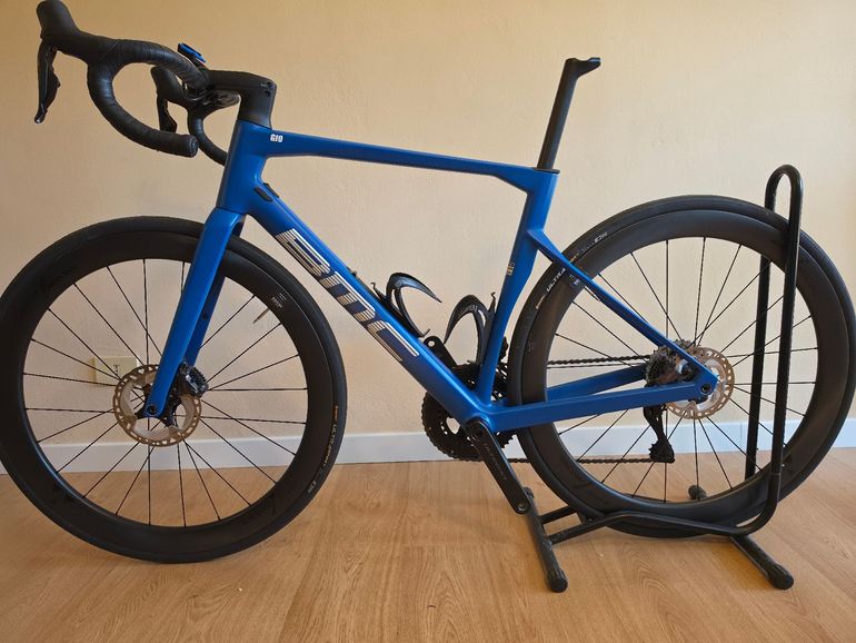 Used BMC Roadmachine TWO 2024 2024 Road & Gravel, Blue — image 2 of 12