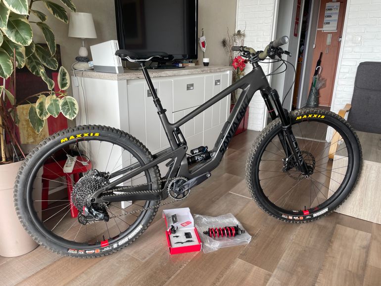 Brugt Santa Cruz BRONSON GX AXS RSV / Carbon C 2024 Frameset 2024 Mountainbike — billede 1 af 8