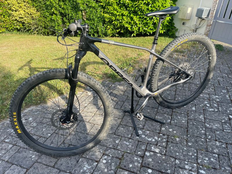 Gebrauchtes Orbea ALMA M50 2023 2023 Mountainbike, Hellgrau, 29 — Bild 2 von 8