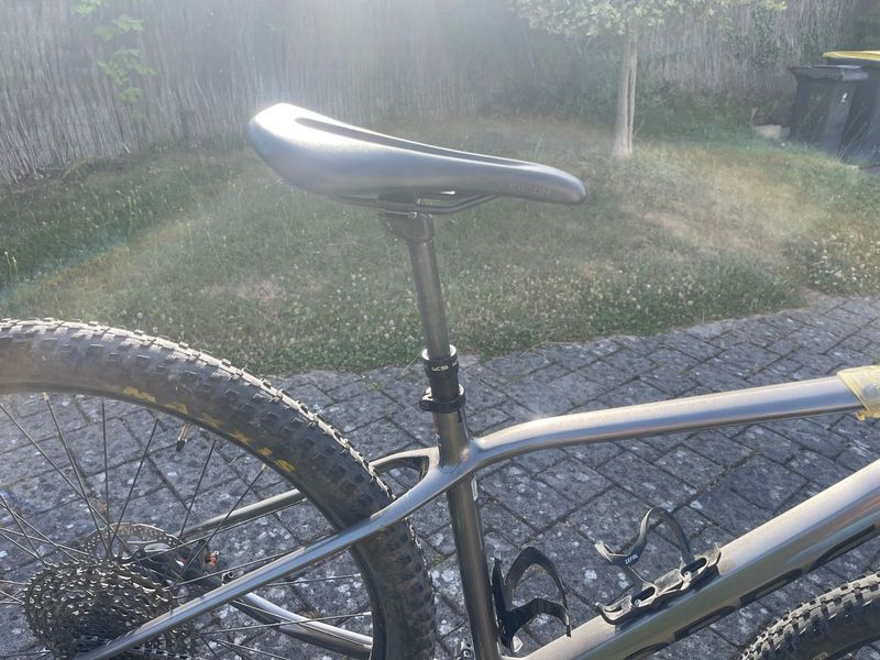 Gebrauchtes Orbea ALMA M50 2023 2023 Mountainbike, Hellgrau, 29 — Bild 7 von 8