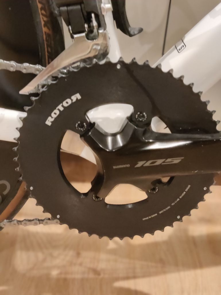Used Canyon Ultimate CF 7 Di2 AERO 2026 2026 Road & Gravel, White — image 3 of 4