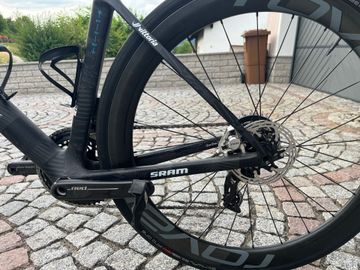 Scott Addict RC SRAM Red eTap AXS 2025 Road & Gravel d'occasion — image 3 sur 9