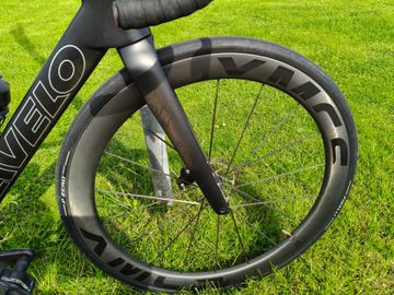 Used Tavelo Custom SRAM Red eTap AXS 2025 Road & Gravel, Black — image 5 of 6
