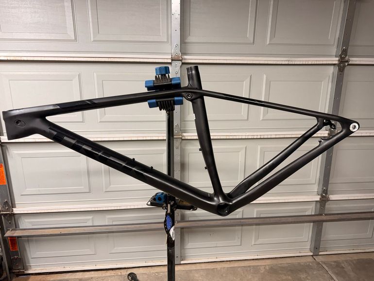 Used Trek Procaliber SL Frameset 2023 Frameset 2023 Mountainbike, Black, 27.5 — image 2 of 16