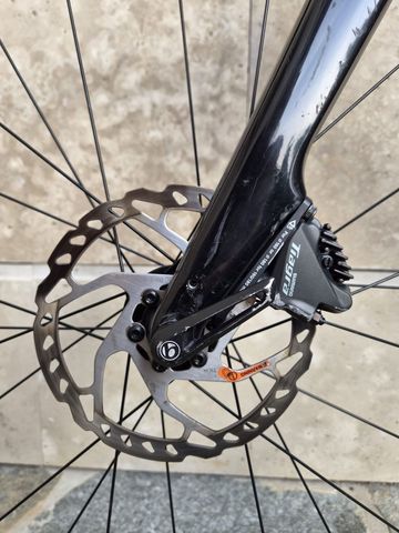 Trek Domane AL 4 Disc 2023 2023 Road & Gravel usato, Nero — immagine 5 di 10