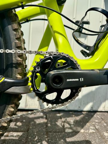Używany Santa Cruz Roubion CC X01 2018 2018 Mountainbike — zdjęcie 4 z 9