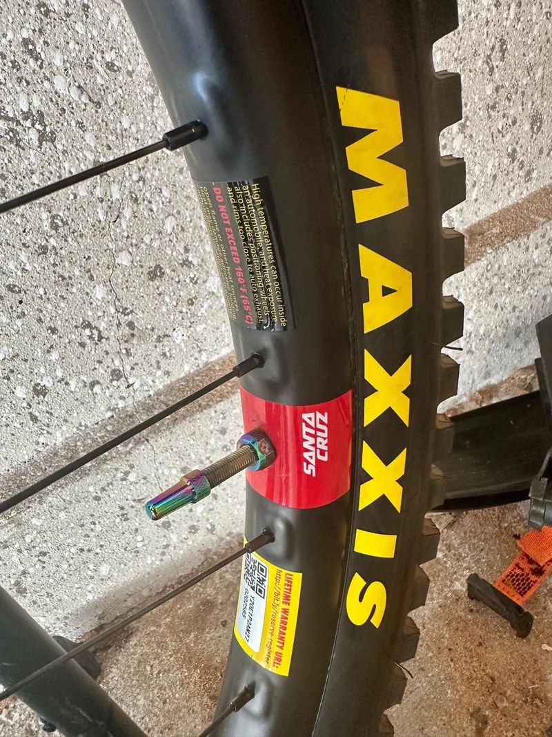 Używany Santa Cruz Roubion CC X01 2018 2018 Mountainbike — zdjęcie 9 z 9