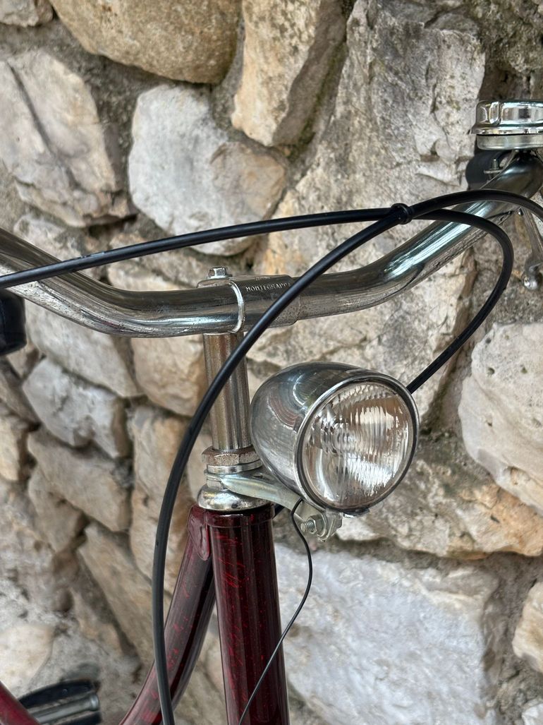Used Holland Cycles Custom Urban, Red — image 7 of 8