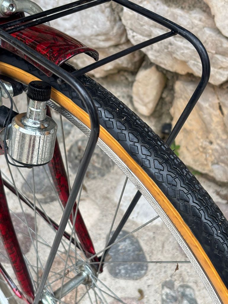 Used Holland Cycles Custom Urban, Red — image 8 of 8