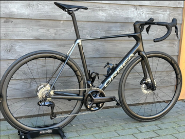 Tweedehands Orbea Orca M20iTEAM 2026 2026 Road & Gravel — afbeelding 2 van 4