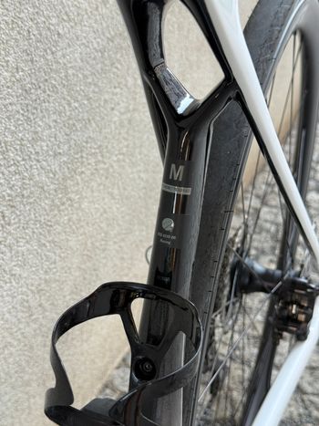 Used Trek Madone SL 6 Gen 8 2025 2025 Road & Gravel, White — image 25 of 26