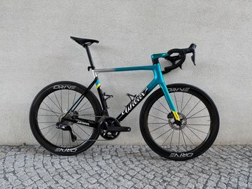 Tweedehands Wilier Shimano Ultegra Di2 (12 Speed) 2022 Road & Gravel — afbeelding 1 van 18